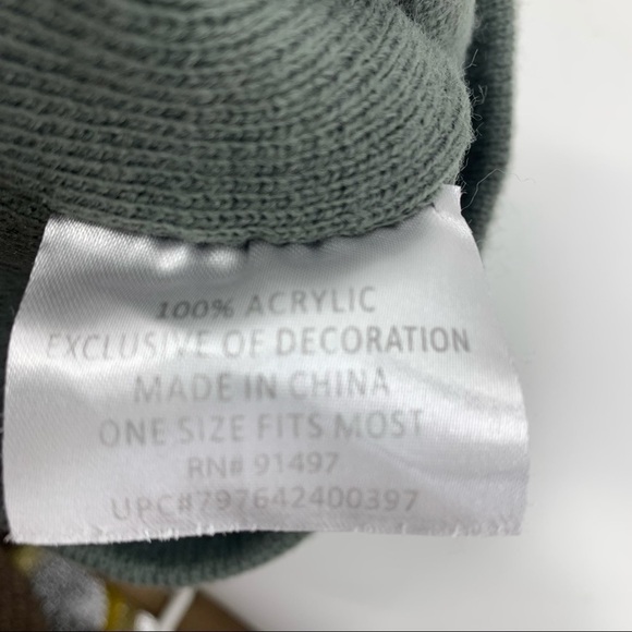 Duck Dynasty Beanie - Picture 4 of 4